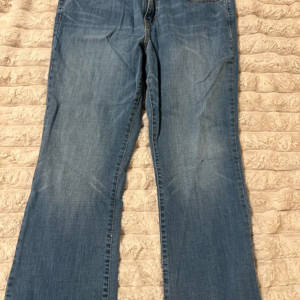 Levi's Women's Boot Cut Jeans in Blue